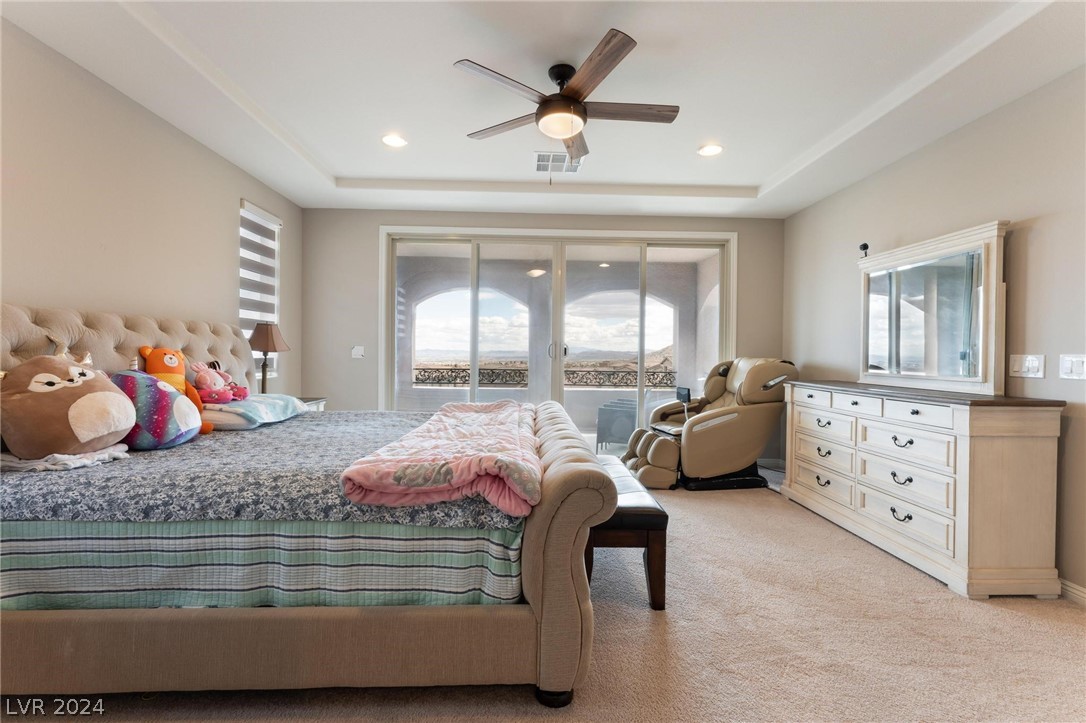 11851 Cogoleto Avenue