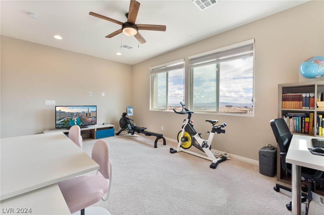 11851 Cogoleto Avenue