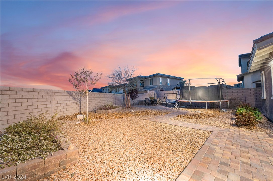 11851 Cogoleto Avenue