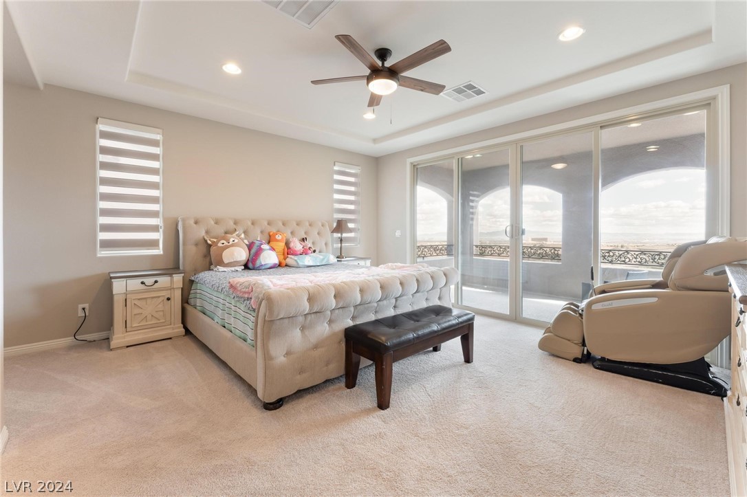 11851 Cogoleto Avenue