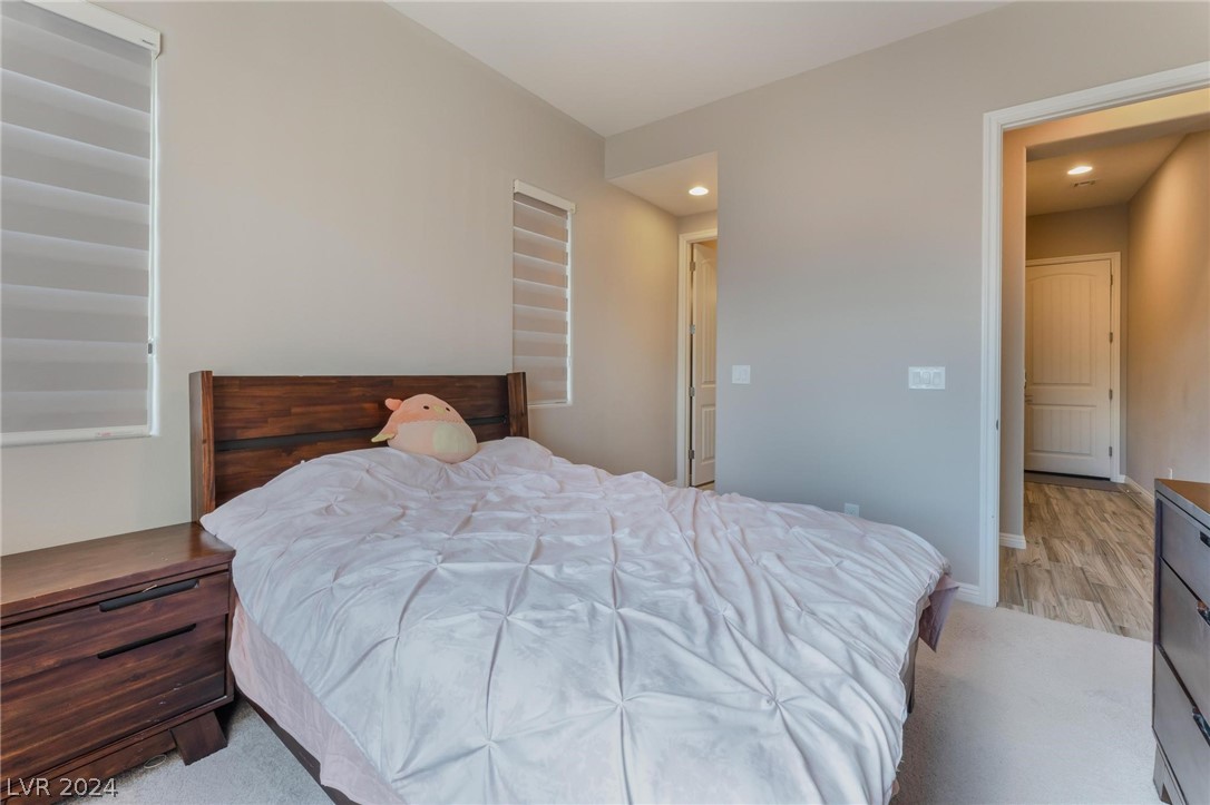 11851 Cogoleto Avenue