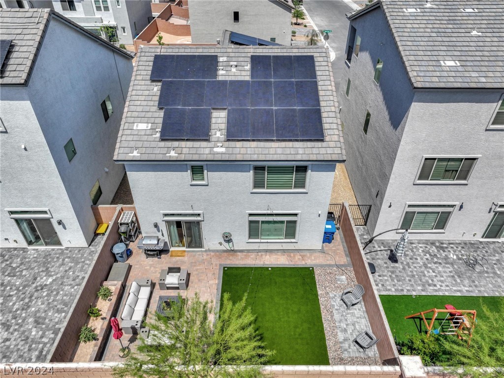 5809 Becklow Gardens Avenue