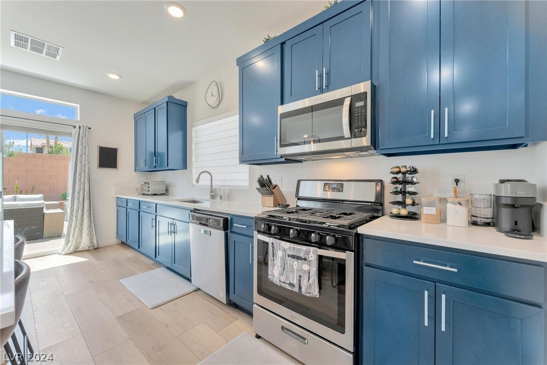 5809 Becklow Gardens Avenue