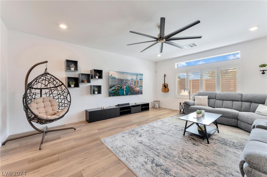 5809 Becklow Gardens Avenue