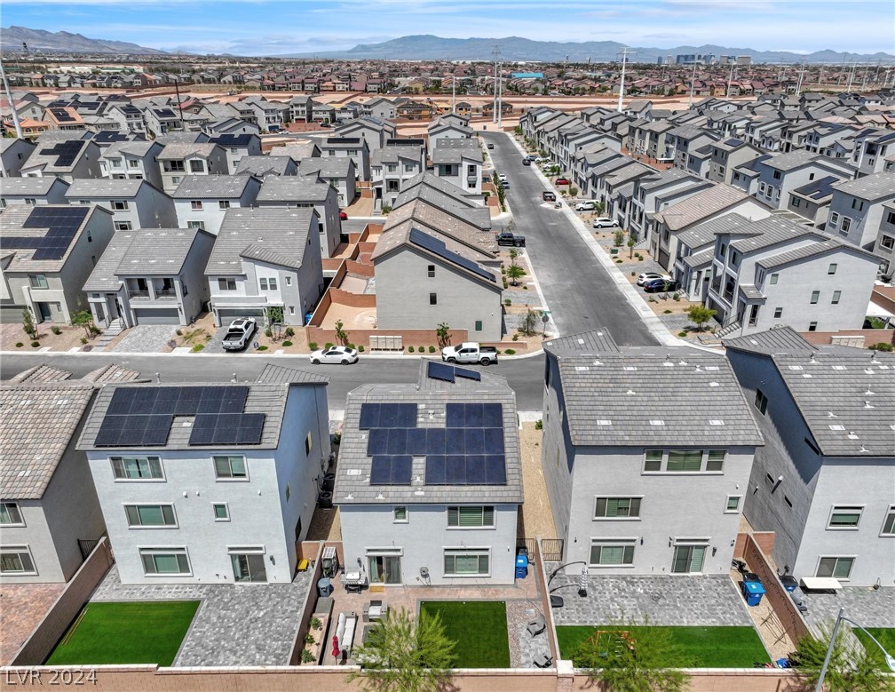 5809 Becklow Gardens Avenue