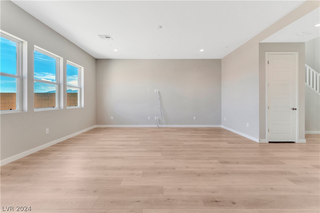 10434 Vista Argento Avenue