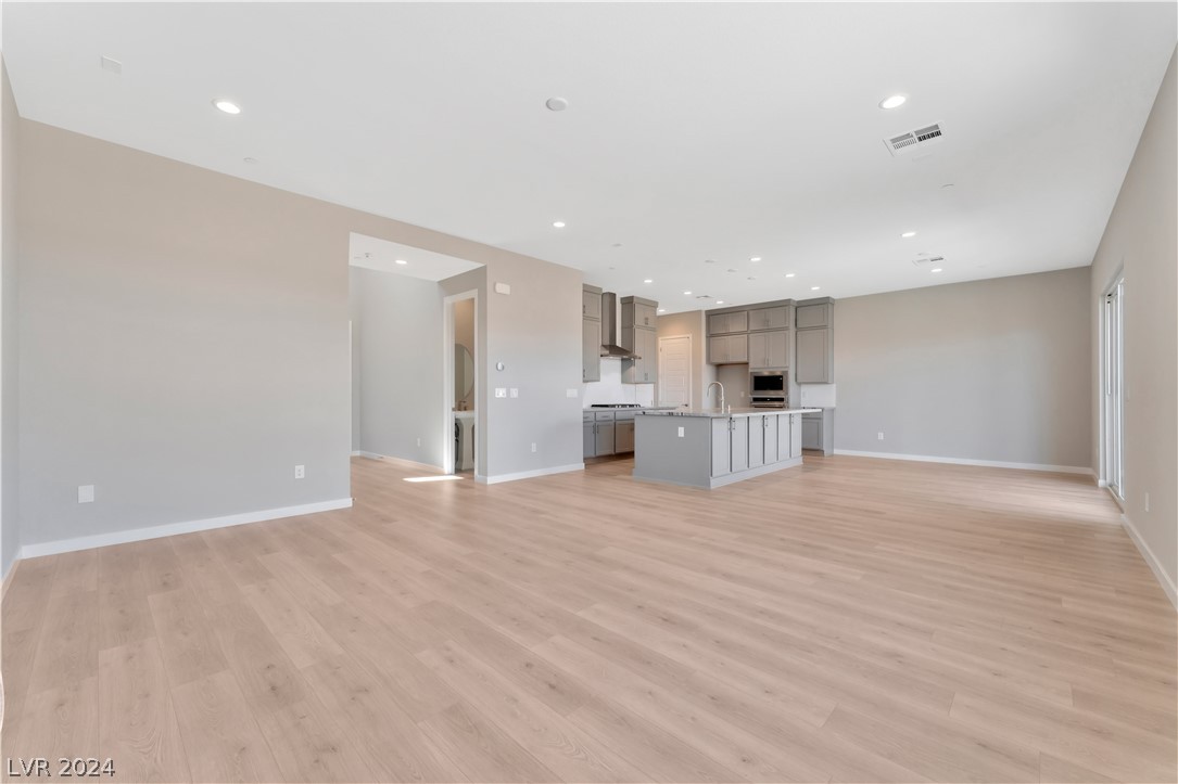 10434 Vista Argento Avenue