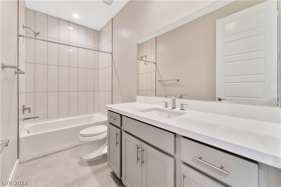 10434 Vista Argento Avenue