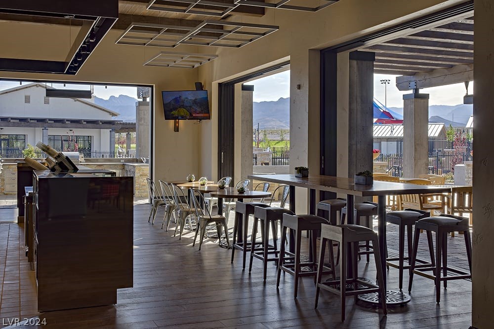 10434 Vista Argento Avenue