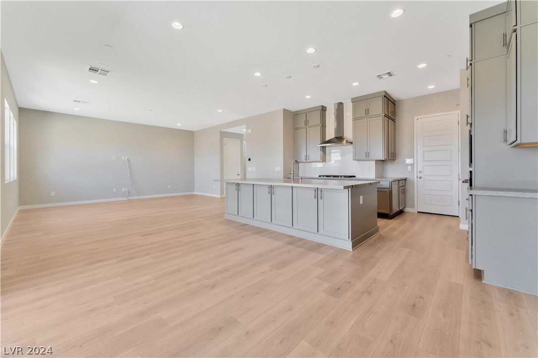 10434 Vista Argento Avenue