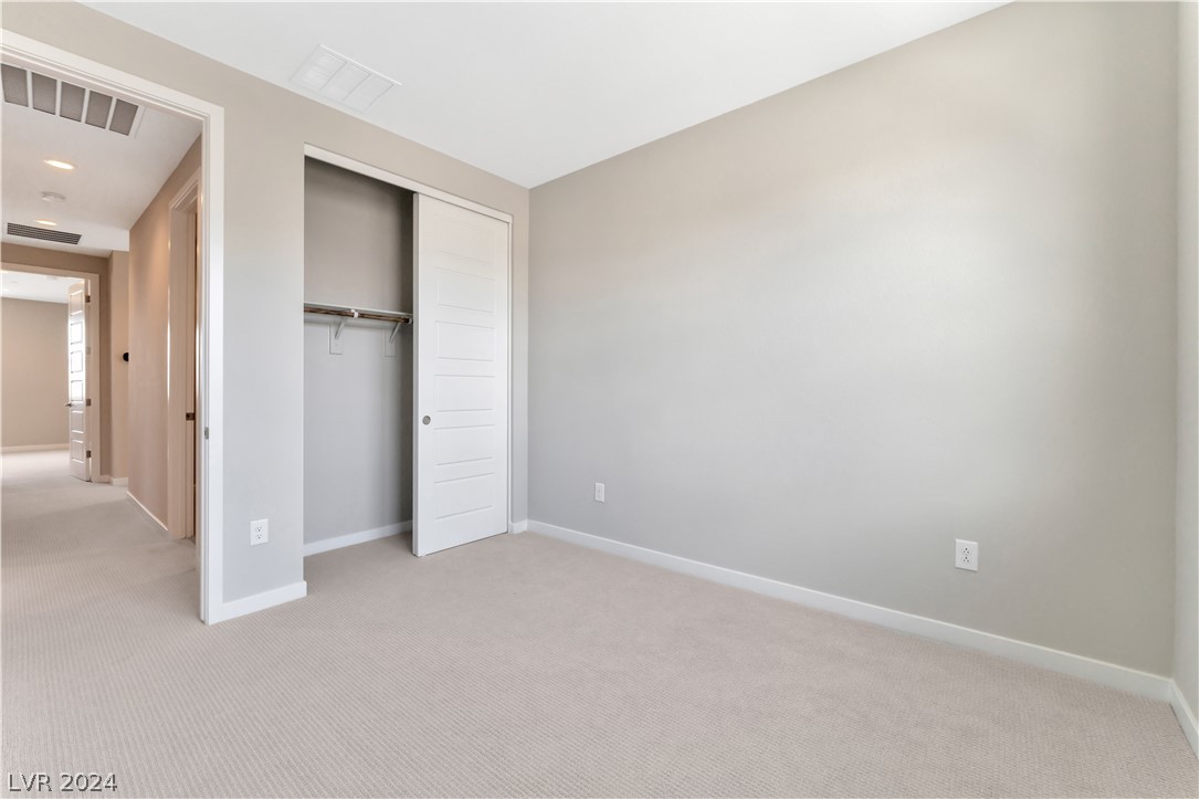 10434 Vista Argento Avenue