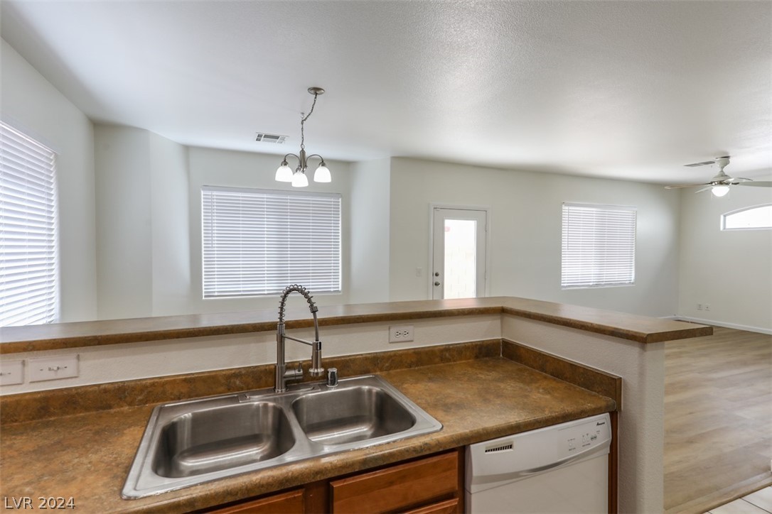 8605 NATURE SCENE Drive