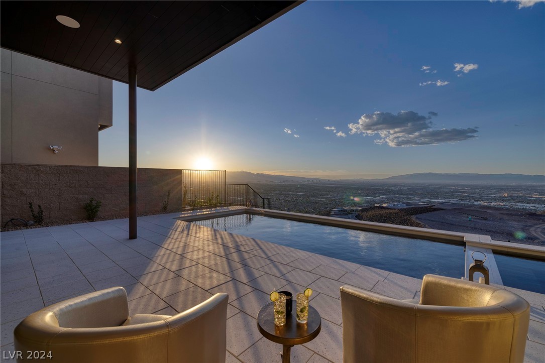 607 Overlook Rim Drive