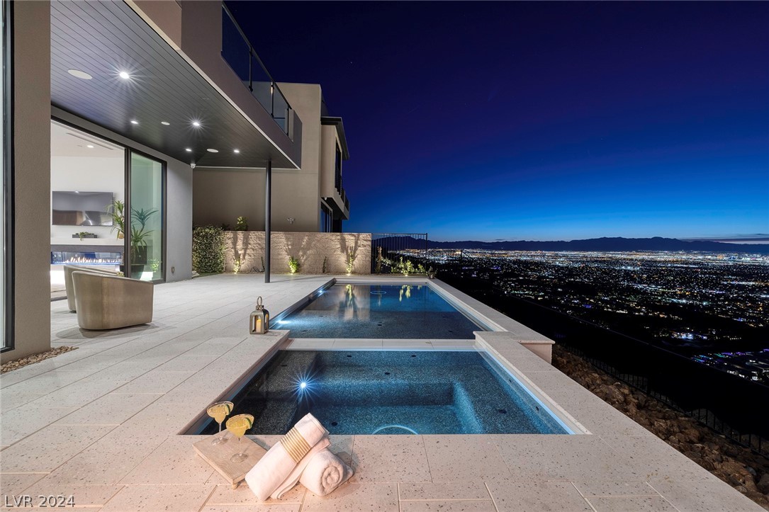 607 Overlook Rim Drive