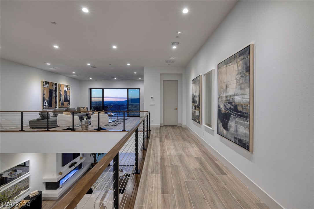 607 Overlook Rim Drive