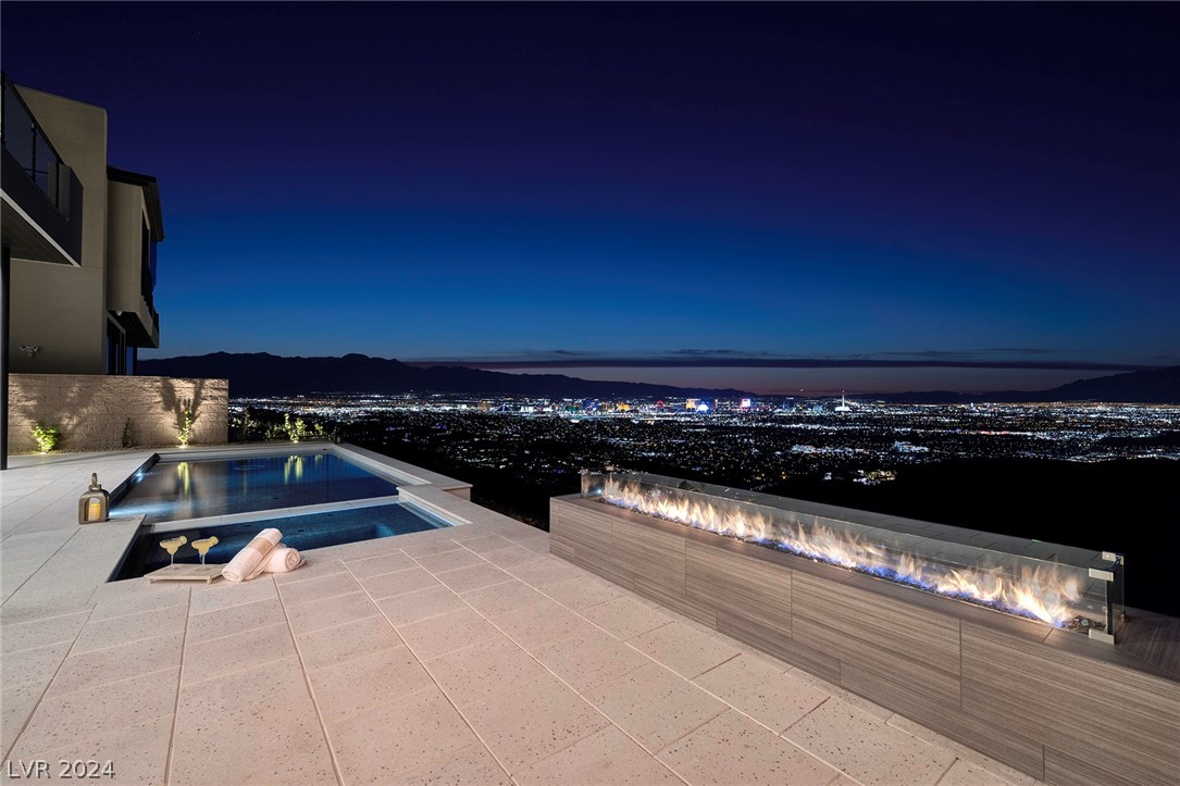 607 Overlook Rim Drive