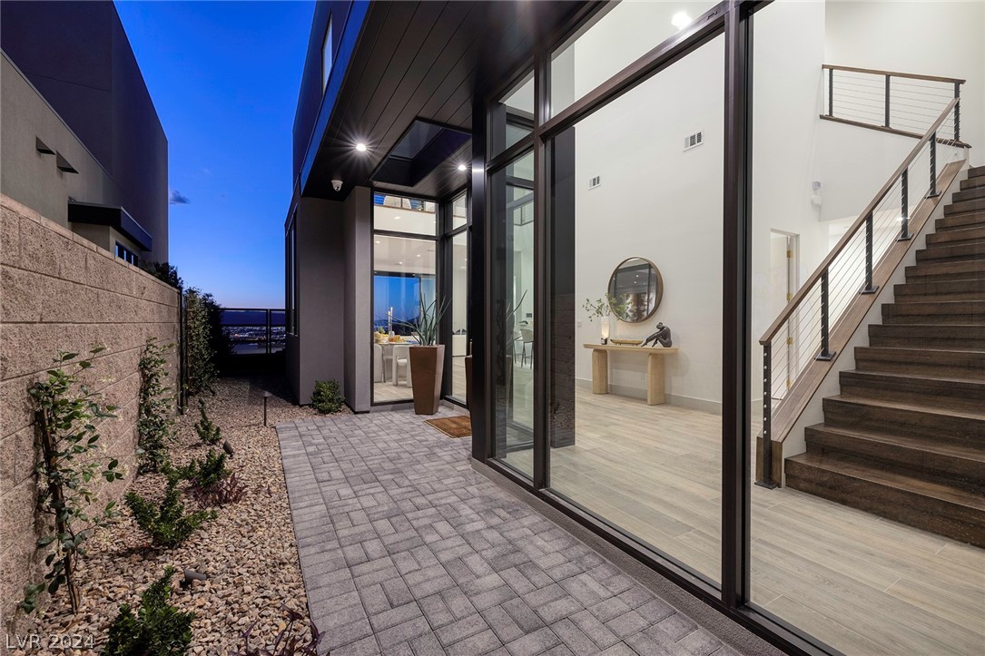 607 Overlook Rim Drive