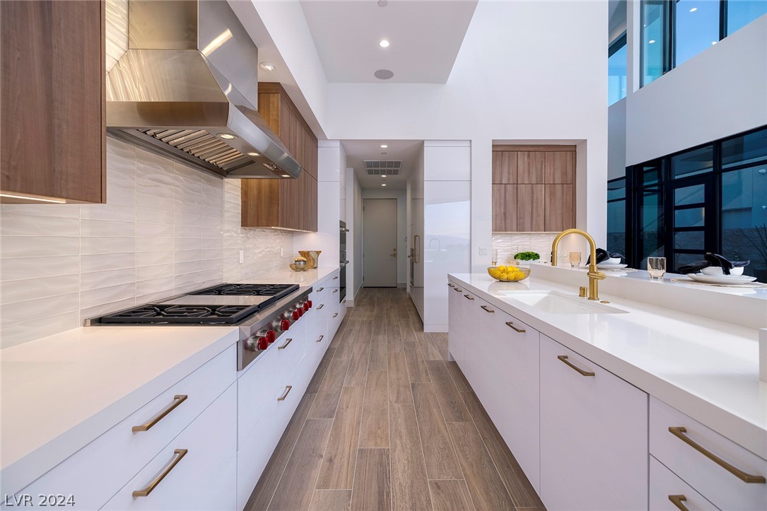 607 Overlook Rim Drive