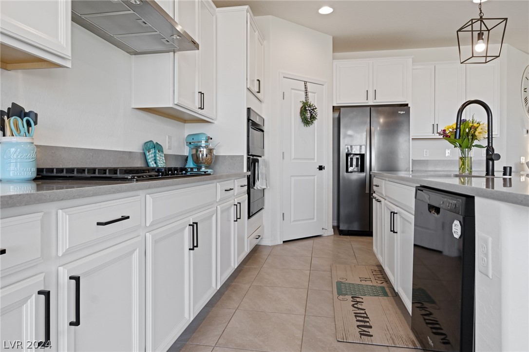 10594 Skye Arroyo Avenue