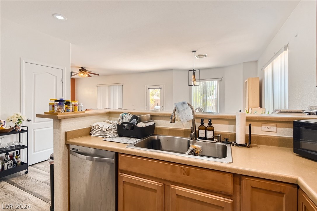 5099 Auburn Skyline Avenue