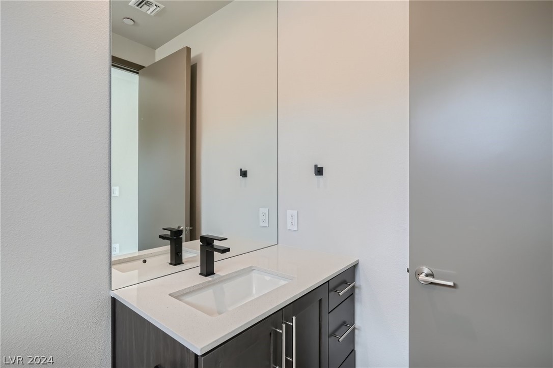 18 Promenade Isle Lane