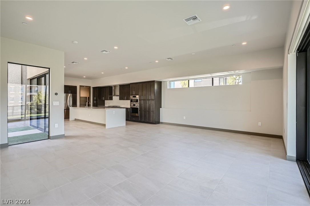 18 Promenade Isle Lane