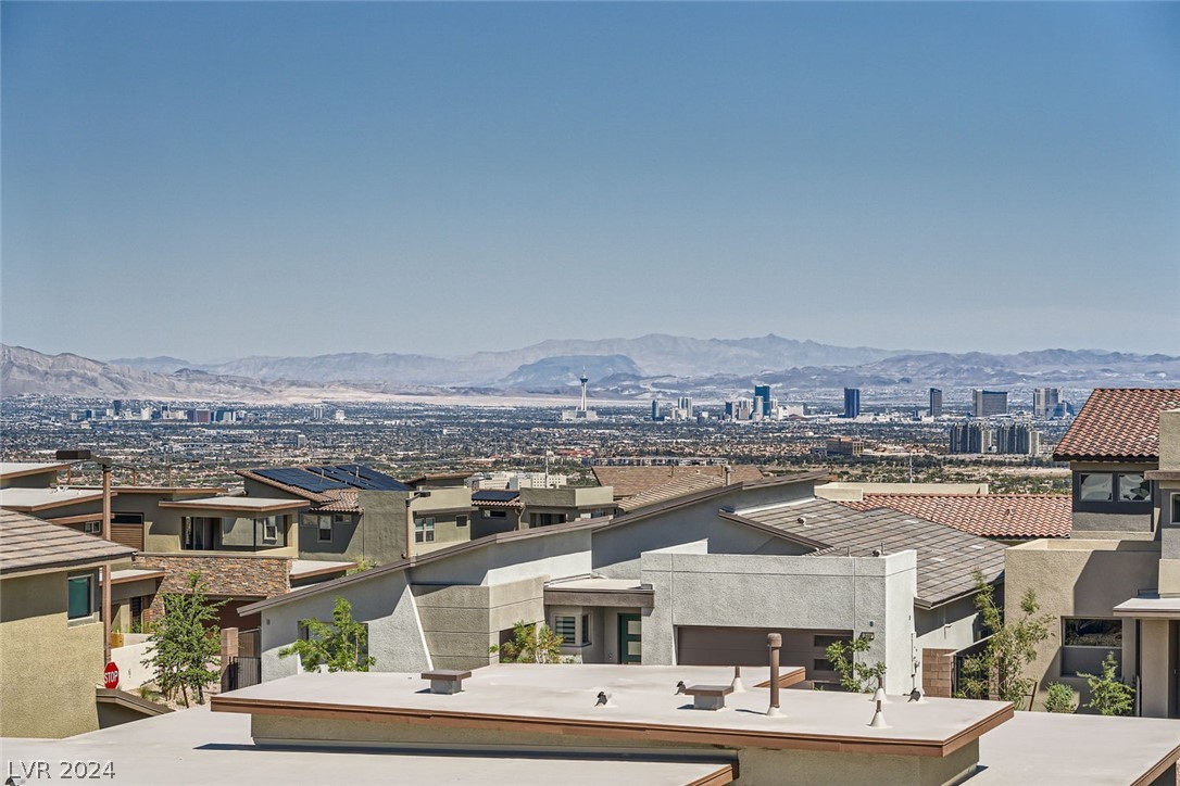 556 Vista Sunset Avenue