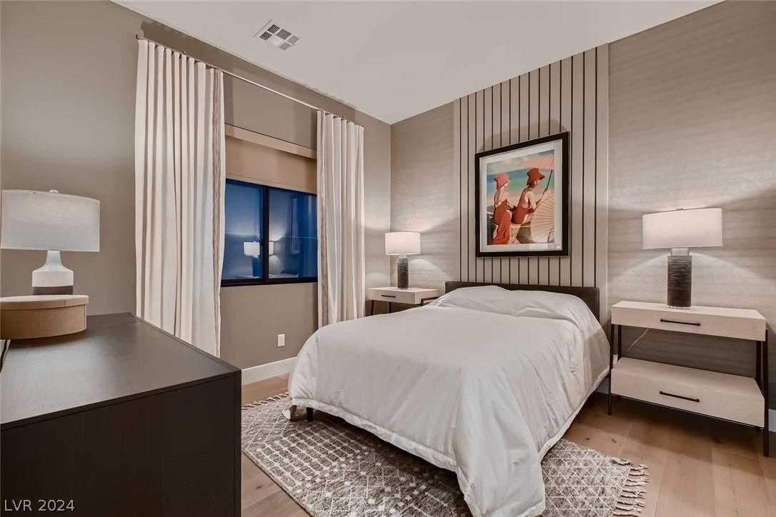 556 Vista Sunset Avenue