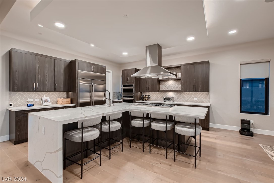 556 Vista Sunset Avenue