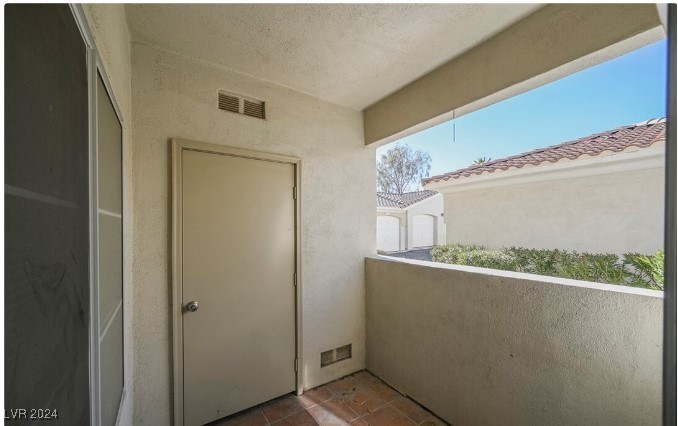 1301 Red Gable Lane 101