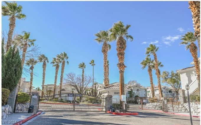 1301 Red Gable Lane 101