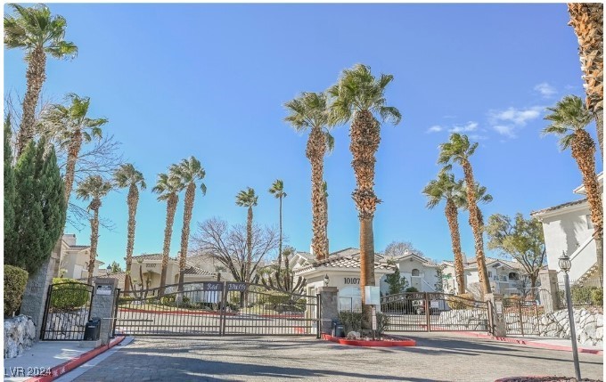 1301 Red Gable Lane 101