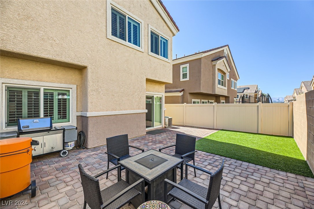 6464 Clara Bow Avenue 103