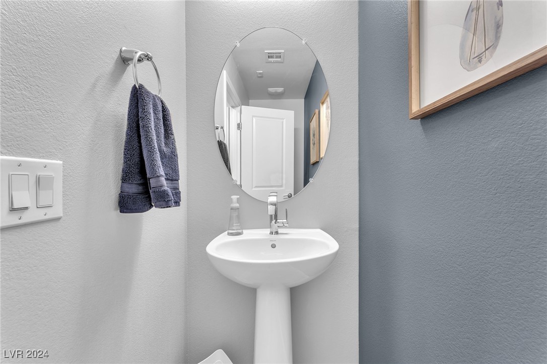 2842 Azure Breeze Lane 1