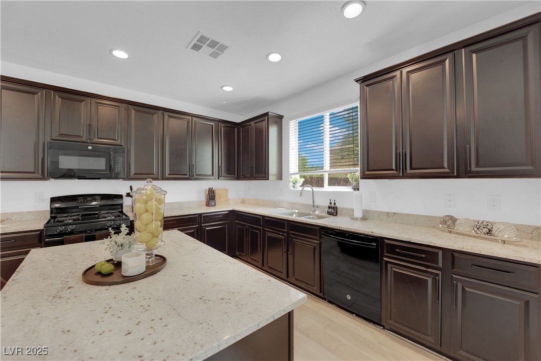 3792 Nerine Pass Way Avenue