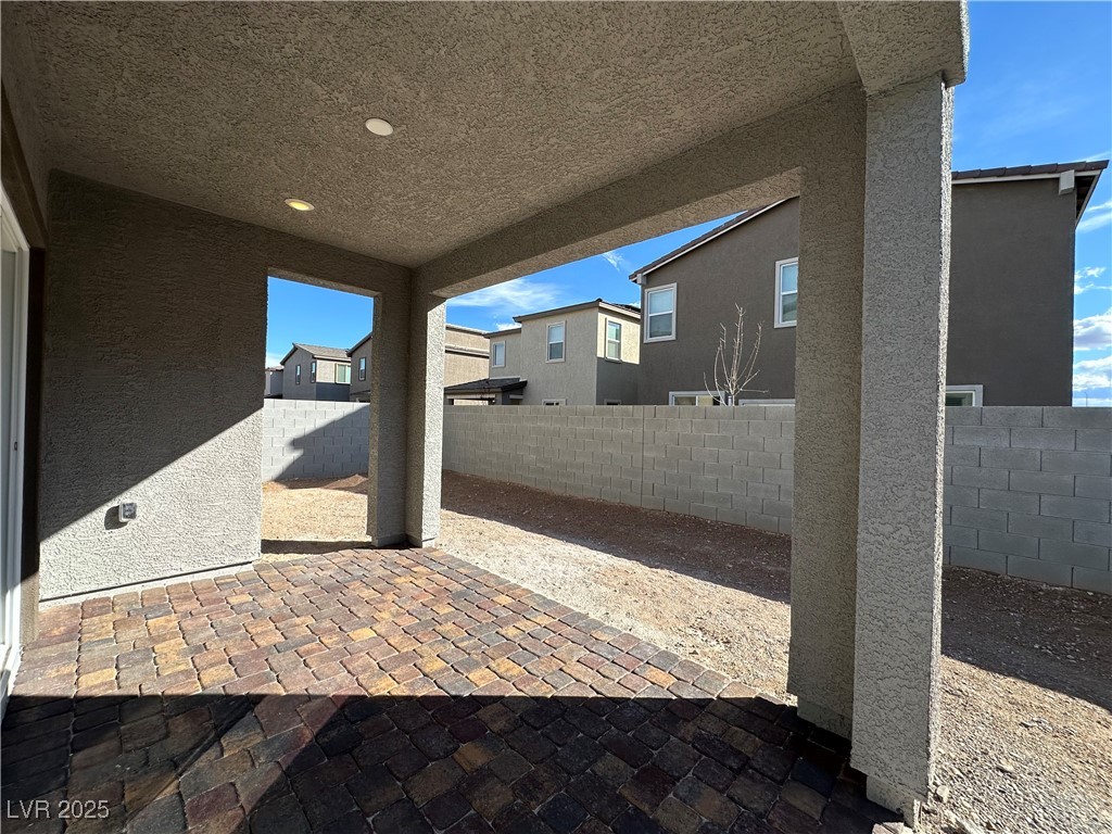 8371 Meridian Ridge Avenue