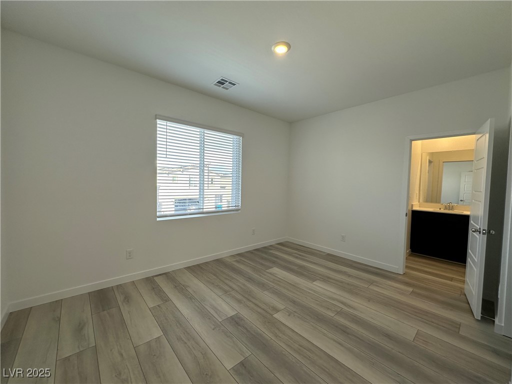 8371 Meridian Ridge Avenue