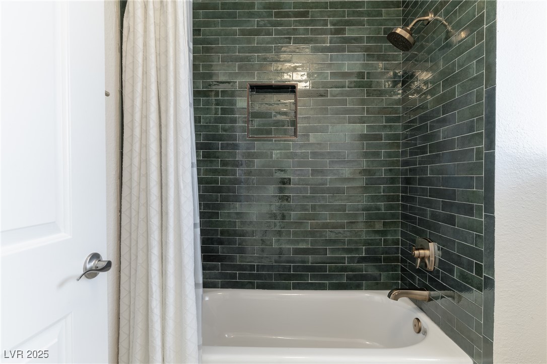 3217 Pinehurst Drive