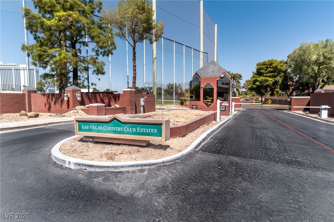 3217 Pinehurst Drive