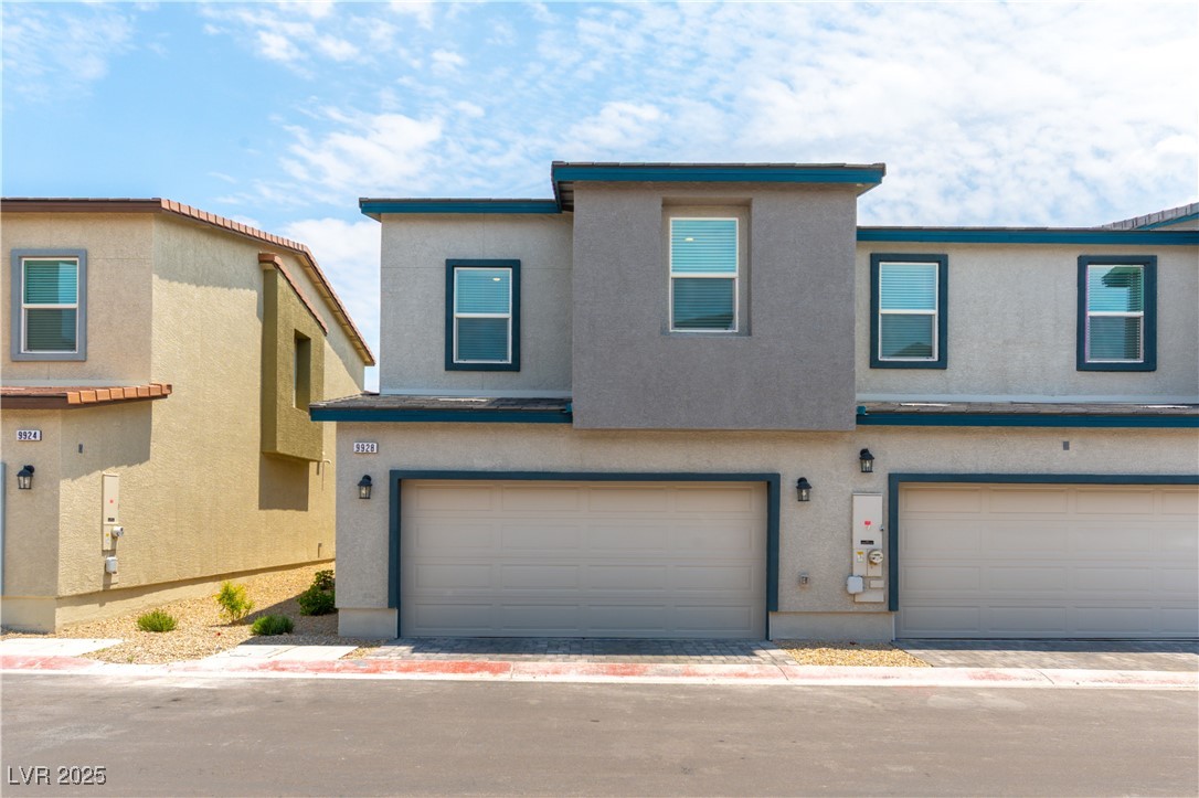 9928 Tangerine Hills Street