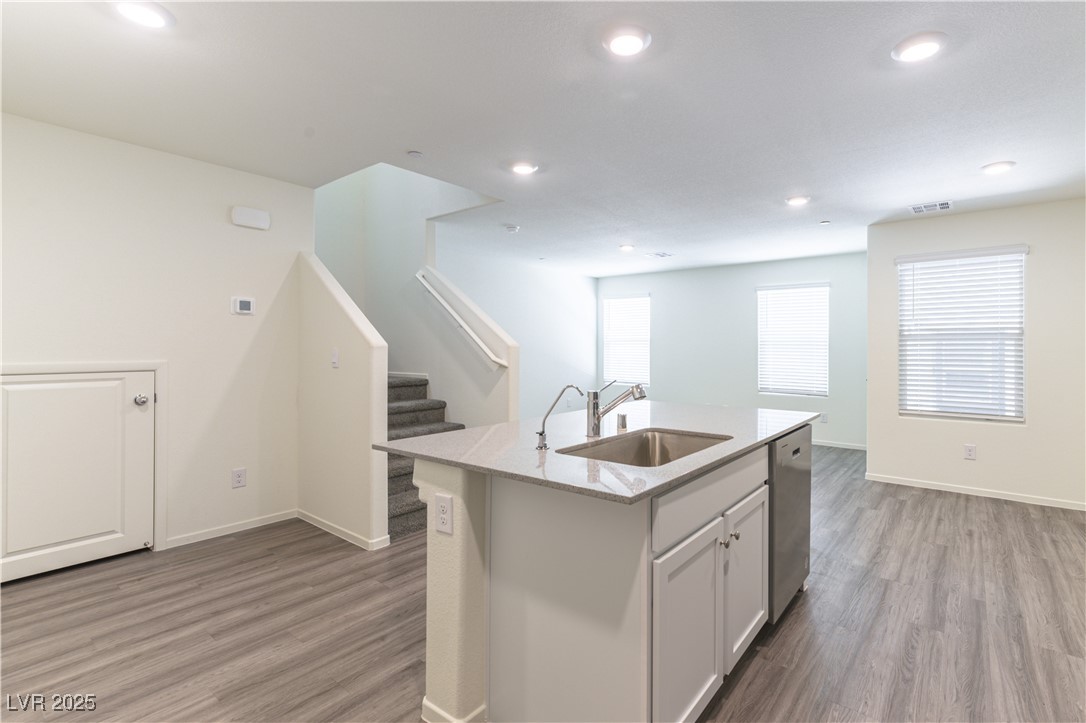 9928 Tangerine Hills Street