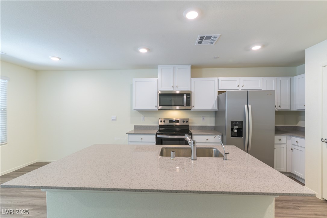 9928 Tangerine Hills Street