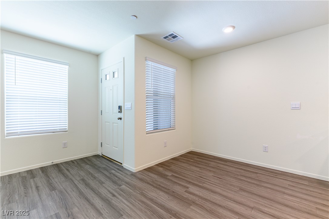 9928 Tangerine Hills Street