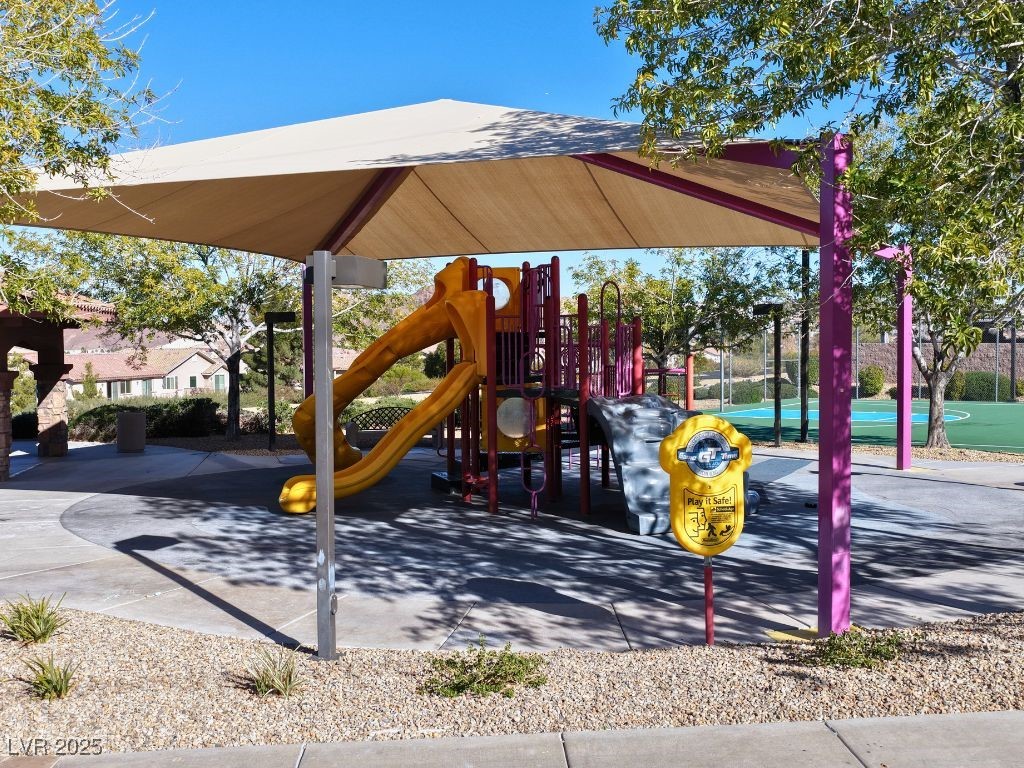 972 Via Canale Drive