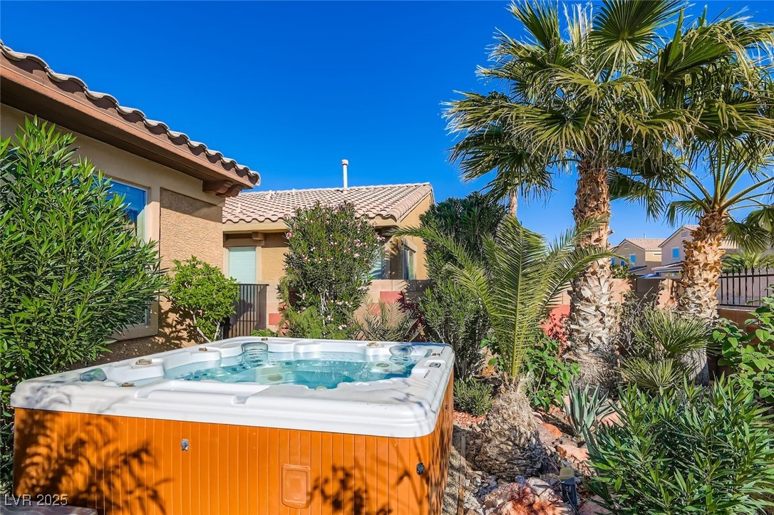 972 Via Canale Drive