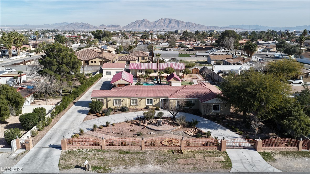 1450 Comstock Drive