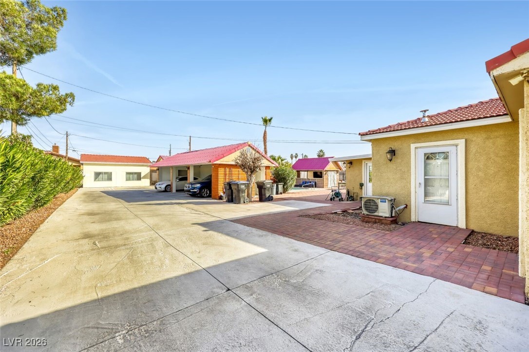 1450 Comstock Drive