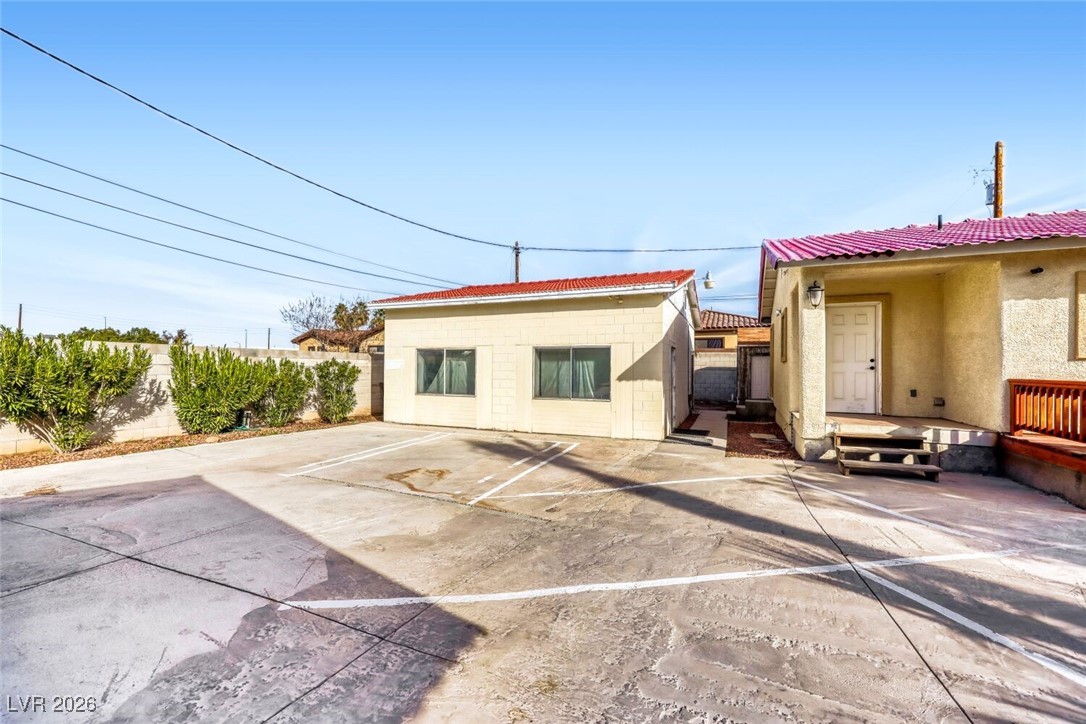 1450 Comstock Drive