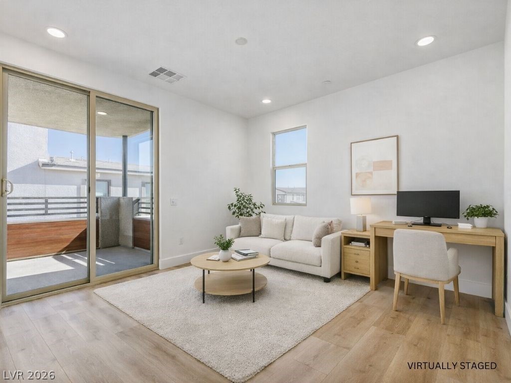 1041 Soaring Sage Avenue