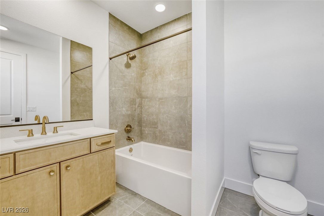 1041 Soaring Sage Avenue